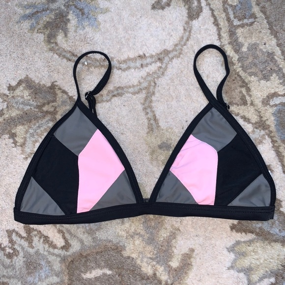 Block Pattern Bikini Top - Picture 1 of 3